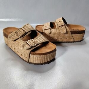 Women's Tan Platform Sandals